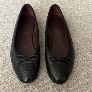 CHANEL Black Quilted Loafers with Bow